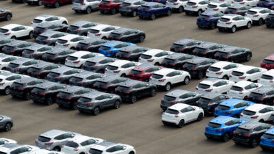 Çin menşeli benzinli ve hibrit motorlu otomobillere ek gümrük vergisi uygulanacak