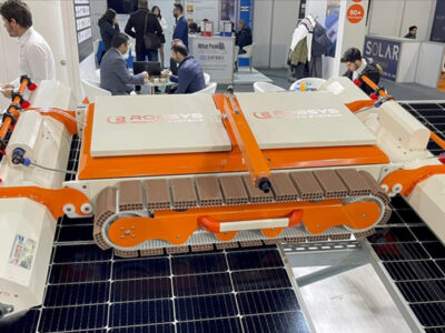 Türk firma geliştirdiği güneş paneli temizlik robotunu 13 ülkeye ihraç ediyor